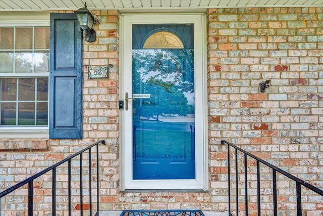 52 Hillview DR, Roanoke, VA 24019