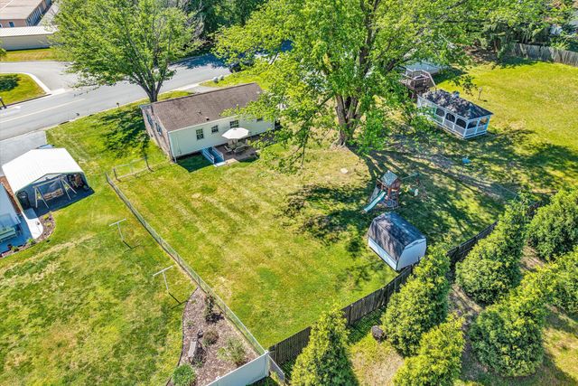52 Hillview DR, Roanoke, VA 24019