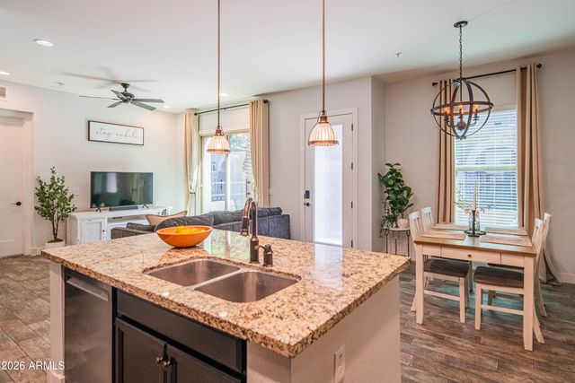 6565 E THOMAS Road 1129, Scottsdale, AZ 85251