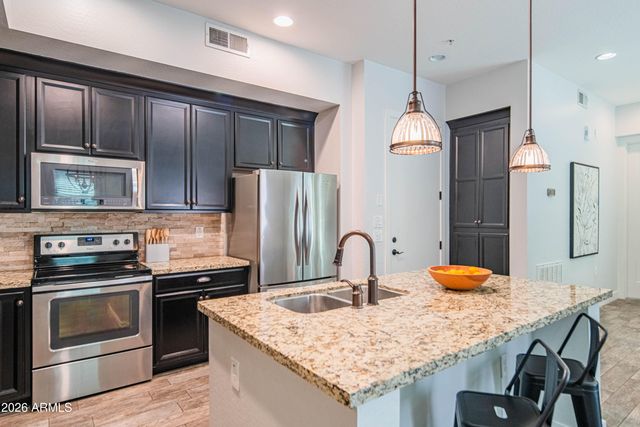 6565 E THOMAS Road 1129, Scottsdale, AZ 85251