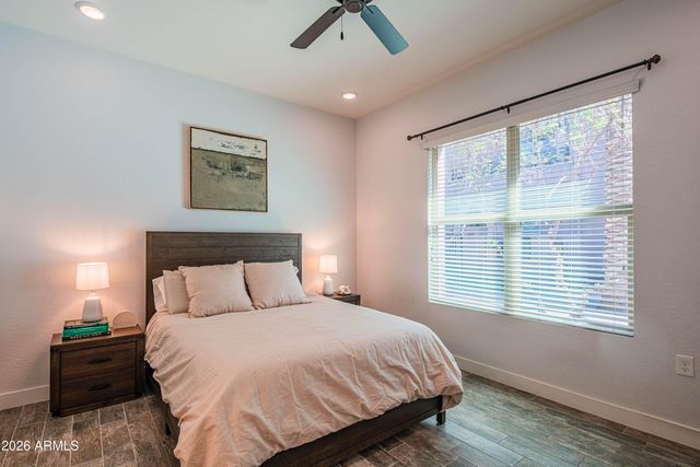 6565 E THOMAS Road 1129, Scottsdale, AZ 85251