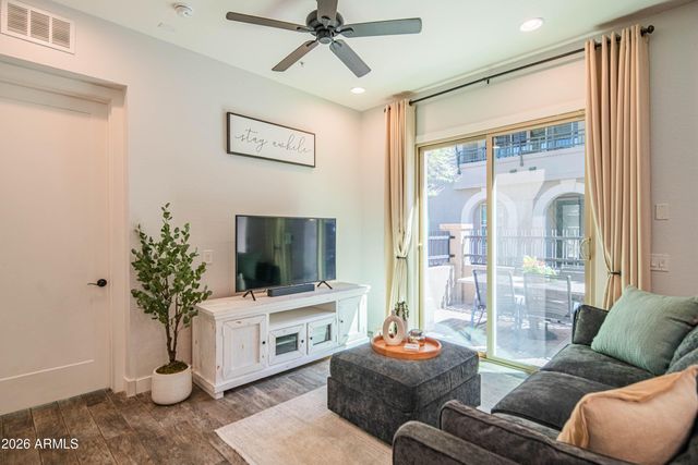 6565 E THOMAS Road 1129, Scottsdale, AZ 85251