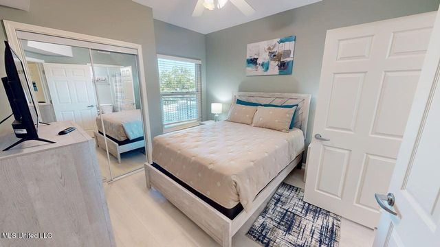 2228 Beach Drive, 408, Gulfport, MS 39507