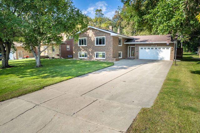 505 Northern Avenue, Fergus Falls, MN 56537