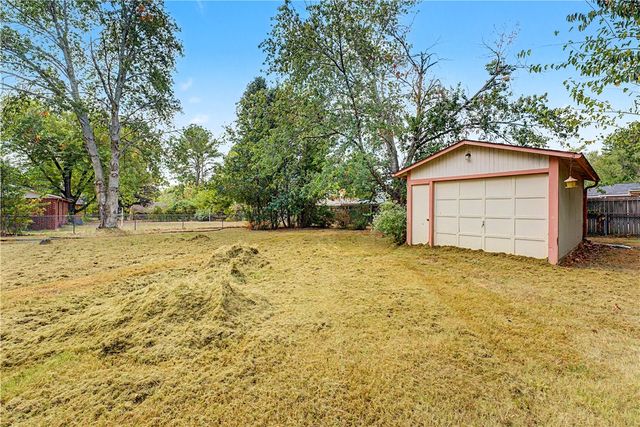 604 N 34Th Street, Rogers, AR 72756