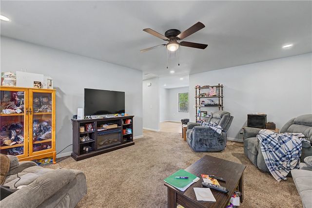 604 N 34Th Street, Rogers, AR 72756
