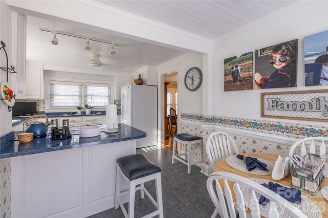 692 Capelsie Road, Candor, NC 27229