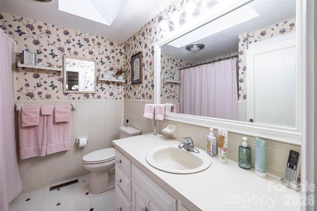 692 Capelsie Road, Candor, NC 27229