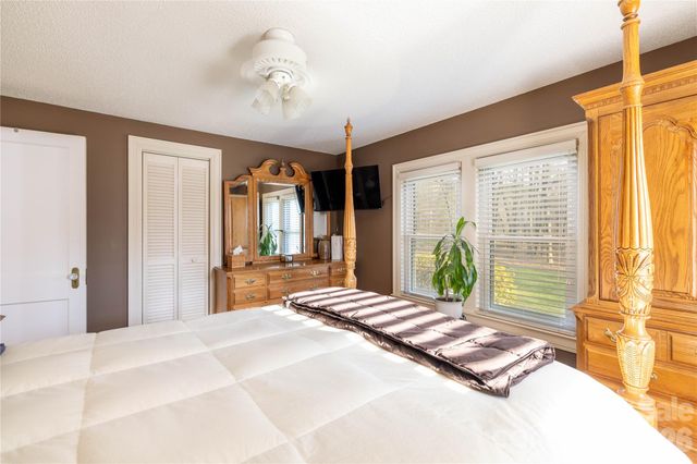 692 Capelsie Road, Candor, NC 27229