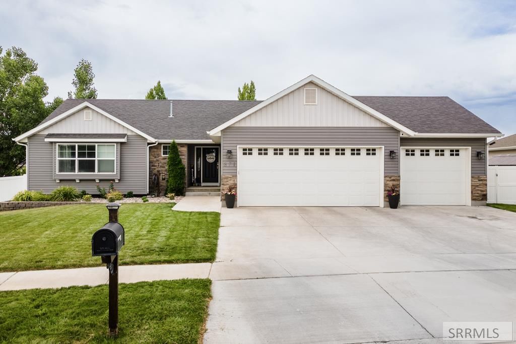 871 Daybreak Drive, Pocatello, ID 83201