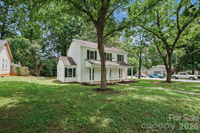 5200 Birchbark Lane, Charlotte, NC 28227