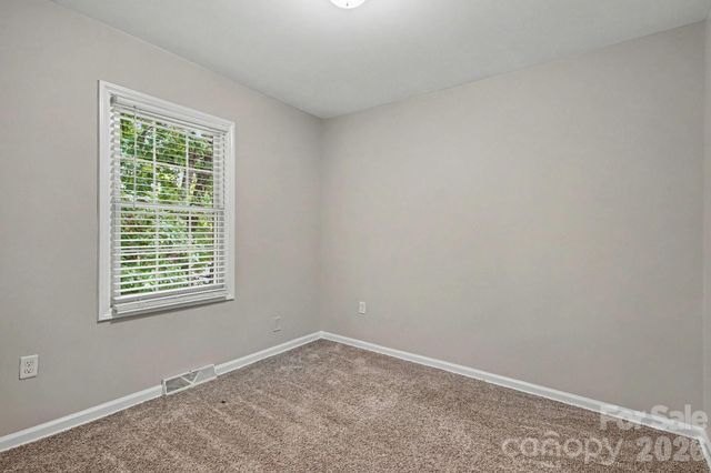 5200 Birchbark Lane, Charlotte, NC 28227