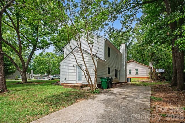 5200 Birchbark Lane, Charlotte, NC 28227