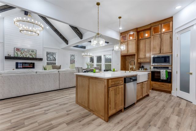 3408 Hiawatha Trail, Lake Worth, TX 76135