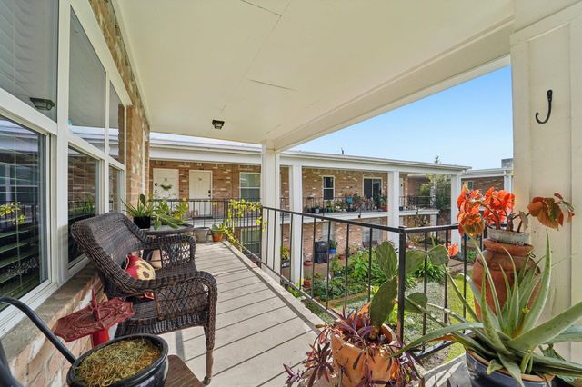 3535 Nasa Rd 1 Parkway 20, Seabrook, TX 77586