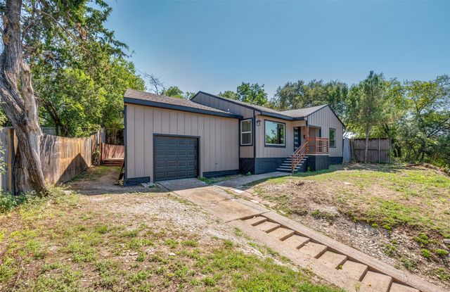 3134 W Jefferson Boulevard, Dallas, TX 75211