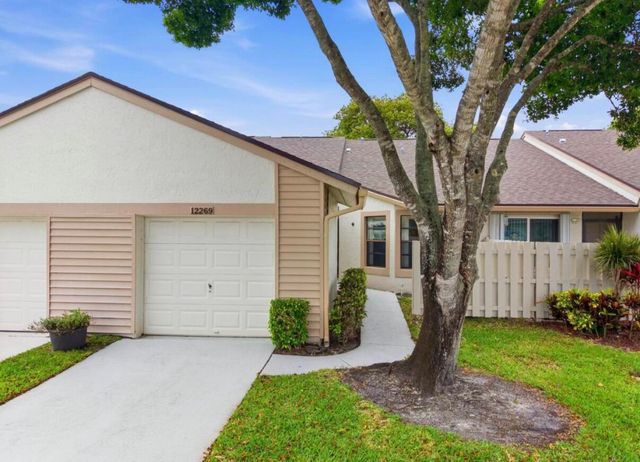 12269 COUNTRY GREENS Boulevard, Boynton Beach, FL 33437