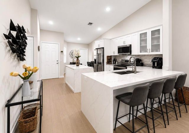 12269 COUNTRY GREENS Boulevard, Boynton Beach, FL 33437