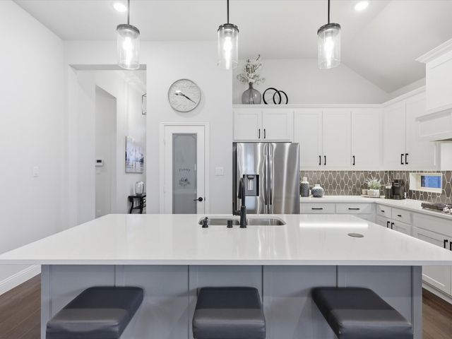 2304 Birdwatch Lane, Mansfield, TX 76063