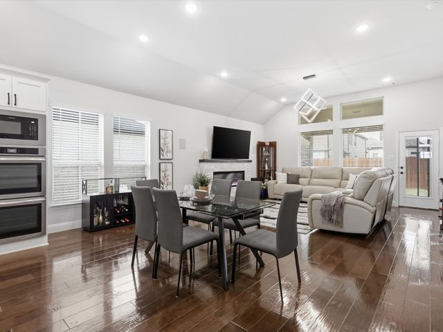 2304 Birdwatch Lane, Mansfield, TX 76063