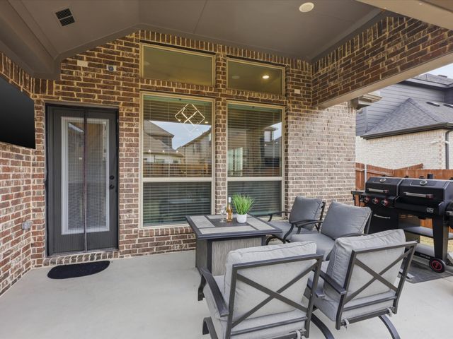 2304 Birdwatch Lane, Mansfield, TX 76063