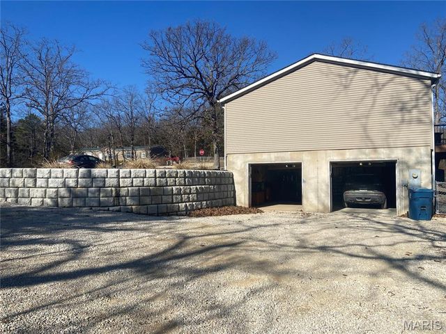 300 Wild Creek Court, De Soto, MO 63020