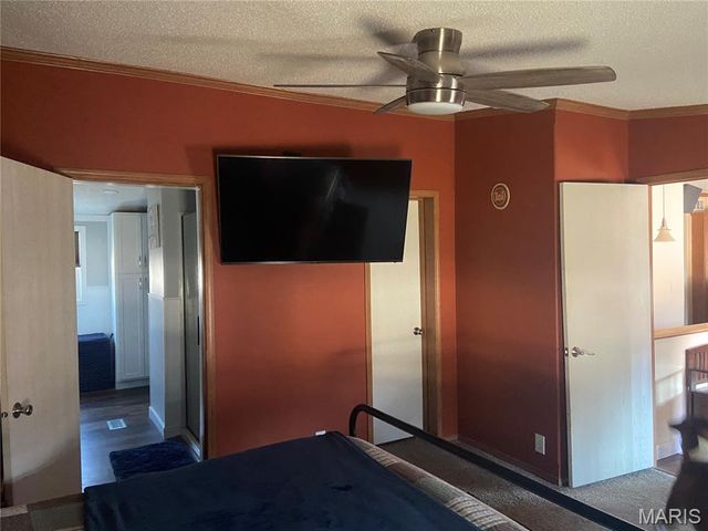 300 Wild Creek Court, De Soto, MO 63020