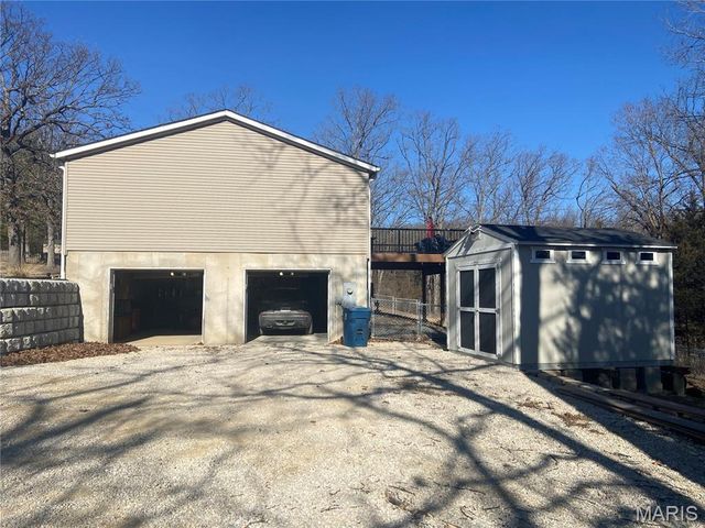 300 Wild Creek Court, De Soto, MO 63020