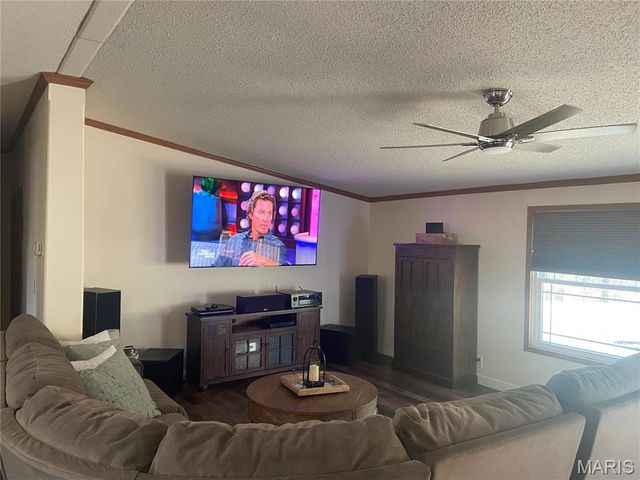 300 Wild Creek Court, De Soto, MO 63020