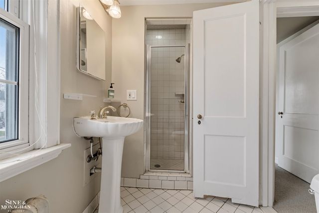 377 Rivard Boulevard, Grosse Pointe, MI 48230