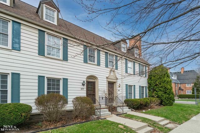 377 Rivard Boulevard, Grosse Pointe, MI 48230
