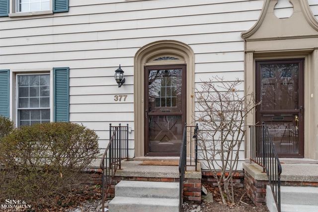 377 Rivard Boulevard, Grosse Pointe, MI 48230