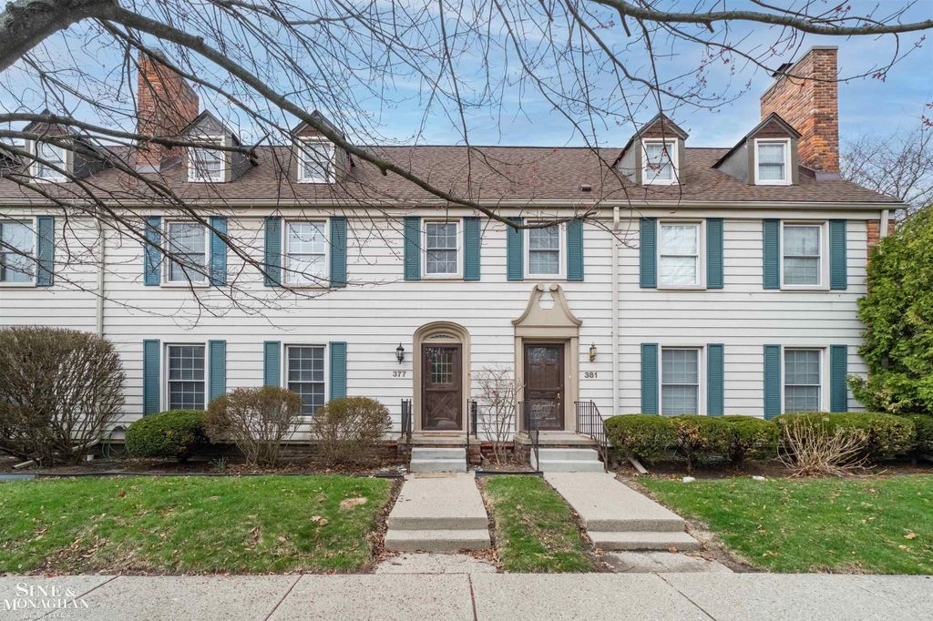 377 Rivard Boulevard, Grosse Pointe, MI 48230