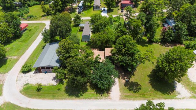 220 Tortuga Way, Point Blank, TX 77364