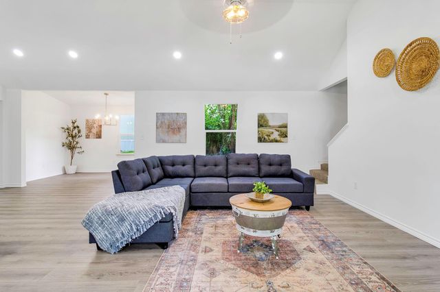 220 Tortuga Way, Point Blank, TX 77364