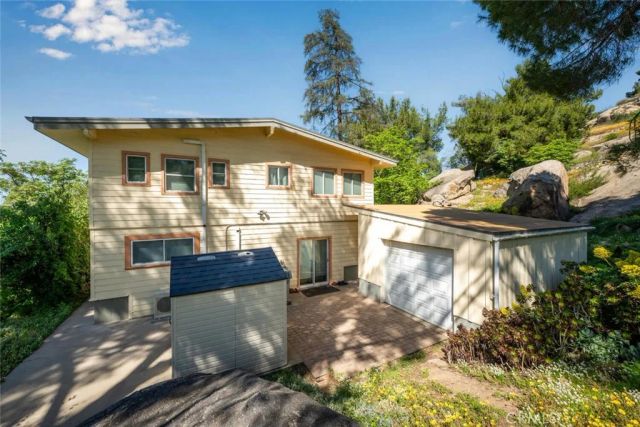 220 D Street, Ramona, CA 92065