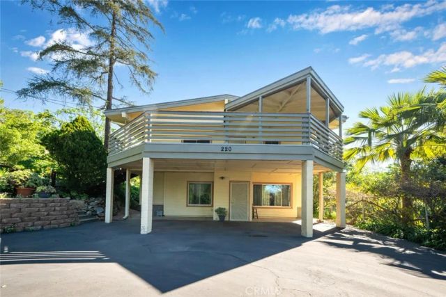 220 D Street, Ramona, CA 92065