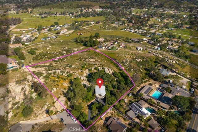 220 D Street, Ramona, CA 92065