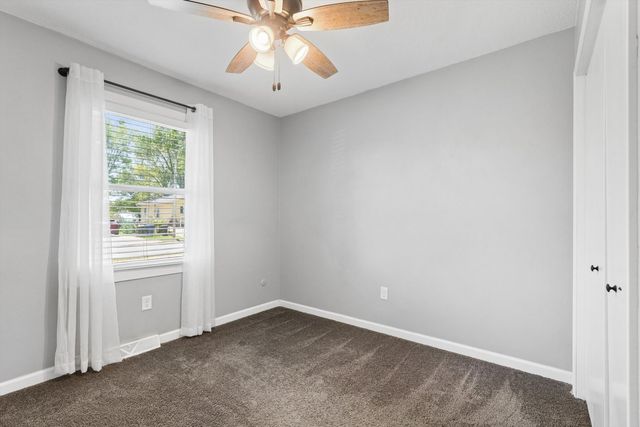 1022 W 13th Street, Davenport, IA 52804