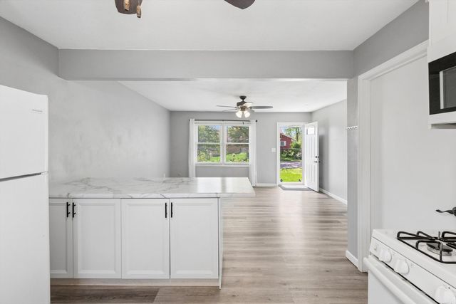 1022 W 13th Street, Davenport, IA 52804