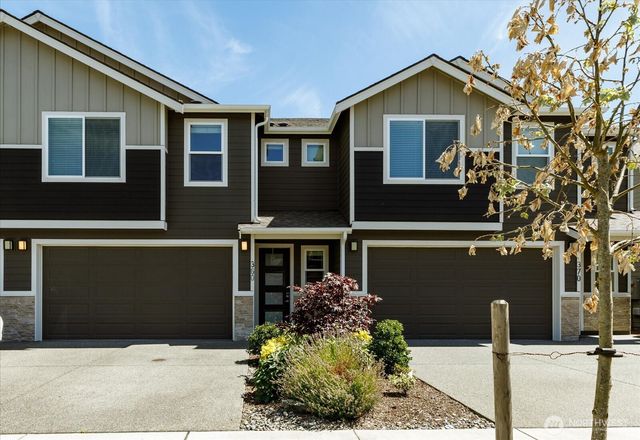 360 SW Ballast Way, Oak Harbor, WA 98277