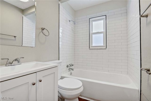 15817 Northwood Avenue, Maple Heights, OH 44137