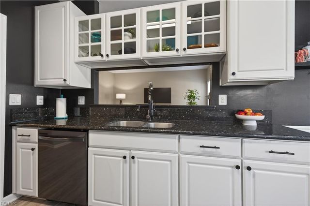 4528 Medford CT, Virginia Beach, VA 23456