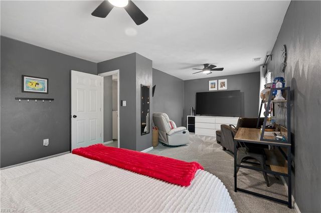 4528 Medford CT, Virginia Beach, VA 23456