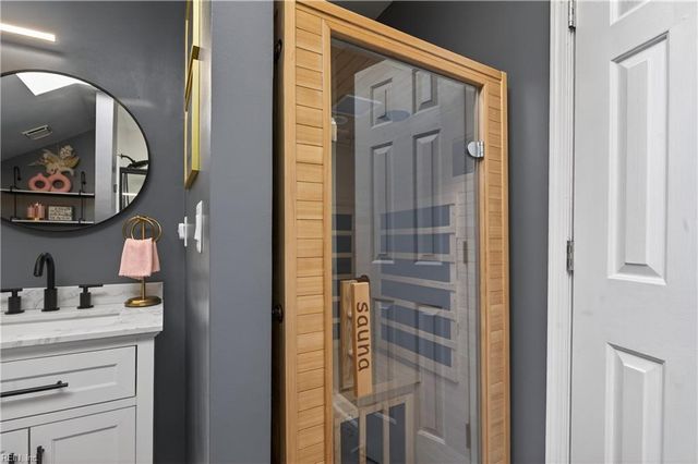 4528 Medford CT, Virginia Beach, VA 23456