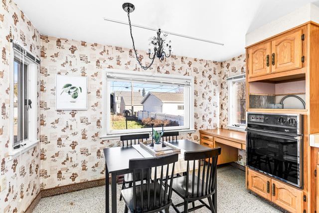 1107 E 6th St, Superior, WI 54880