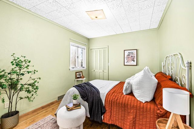 1107 E 6th St, Superior, WI 54880