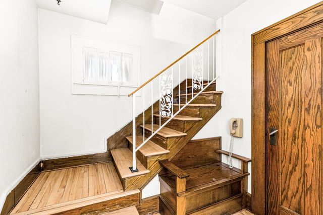 1107 E 6th St, Superior, WI 54880