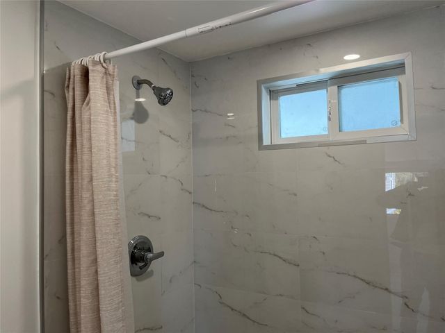 1720 SW 85th Avenue, Davie, FL 33324