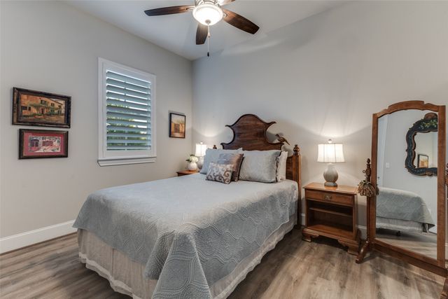 1725 G Avenue, Plano, TX 75074